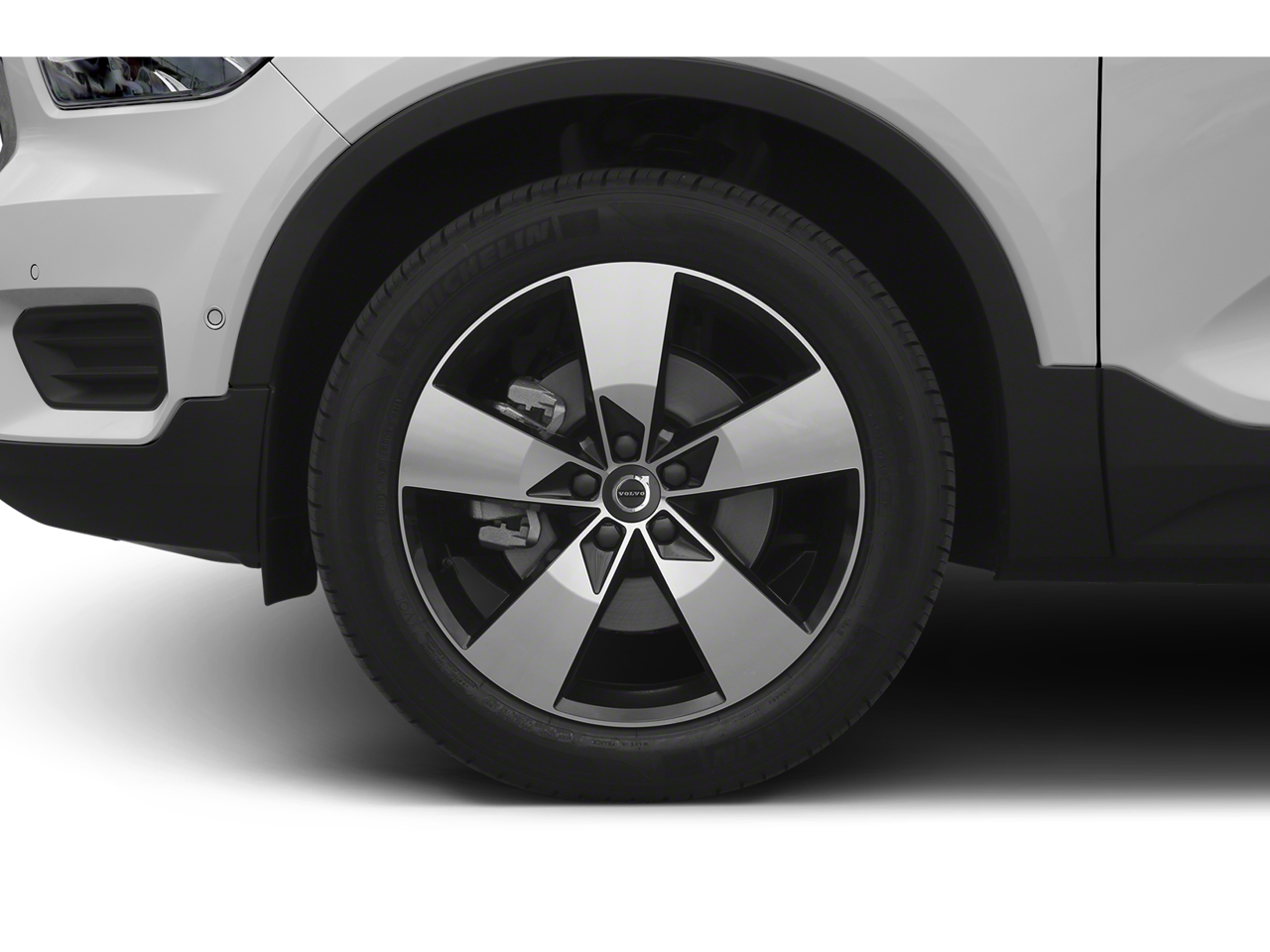 2019 Volvo XC40 T5 Momentum photo 3