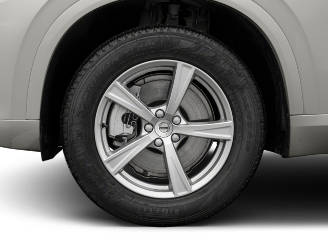 2017 Volvo XC90 Momentum