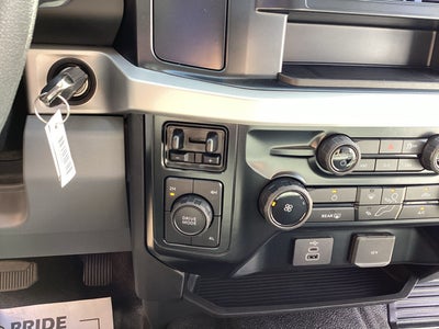 2027 Ford Super Duty F-550 DRW F-550® XL