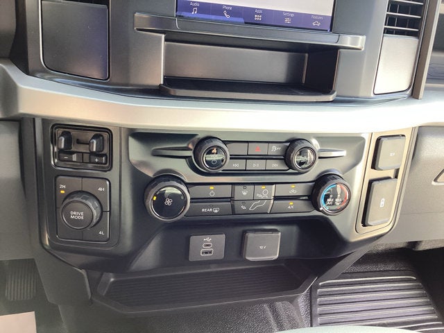 2027 Ford Super Duty F-550 DRW F-550® XL