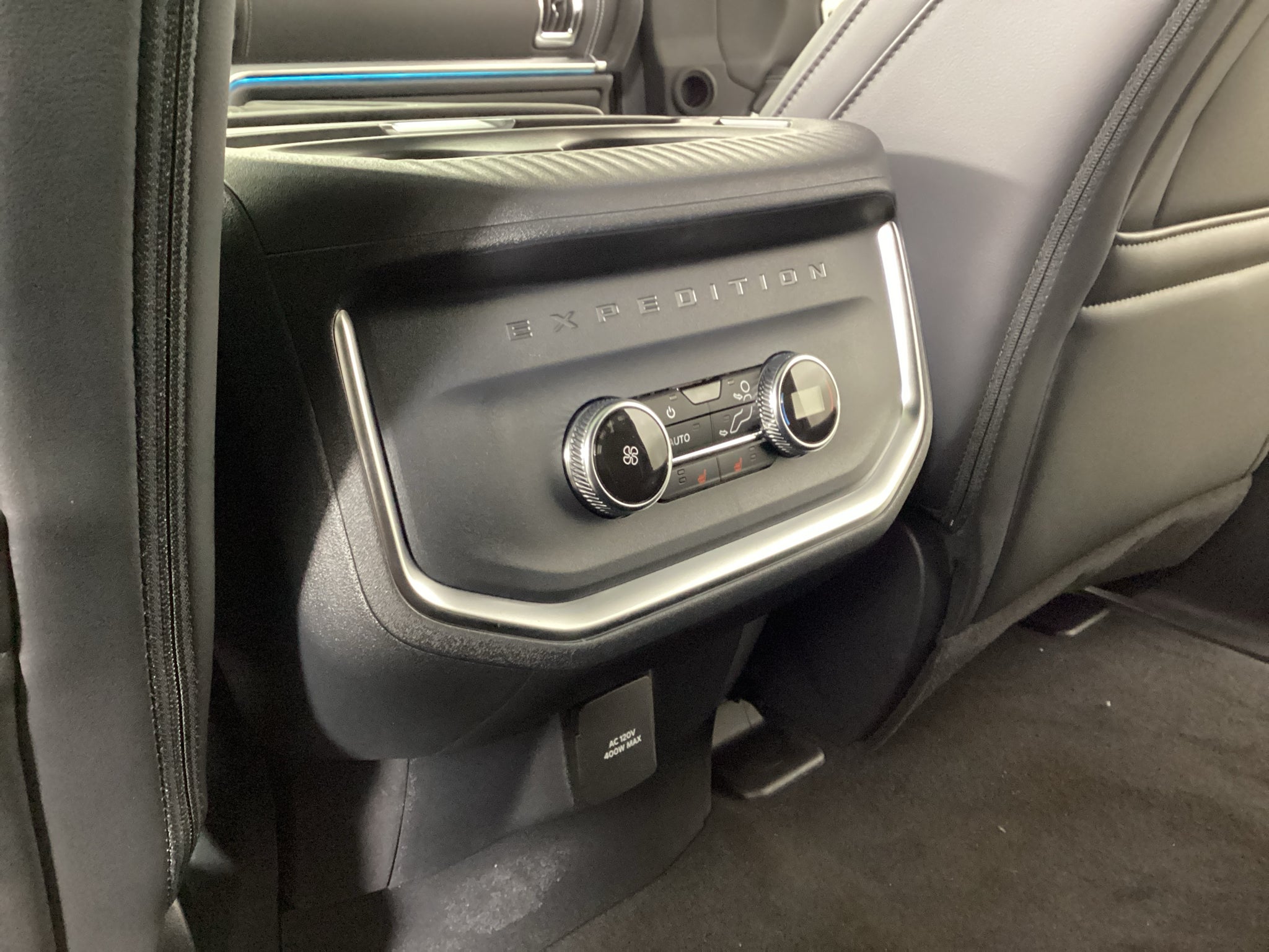 2027 Ford Expedition Max MAX Platinum