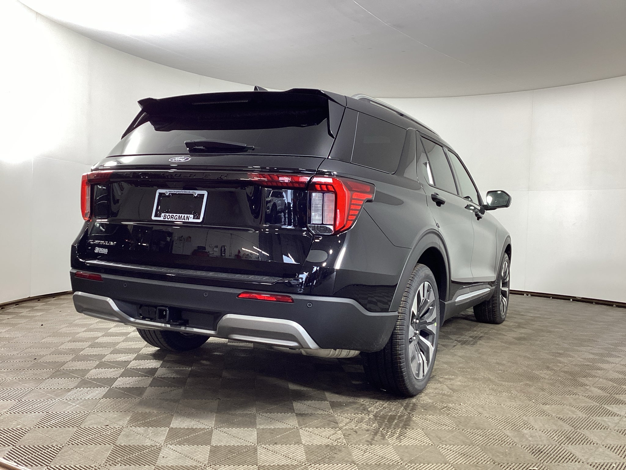 2027 Ford Explorer Platinum™