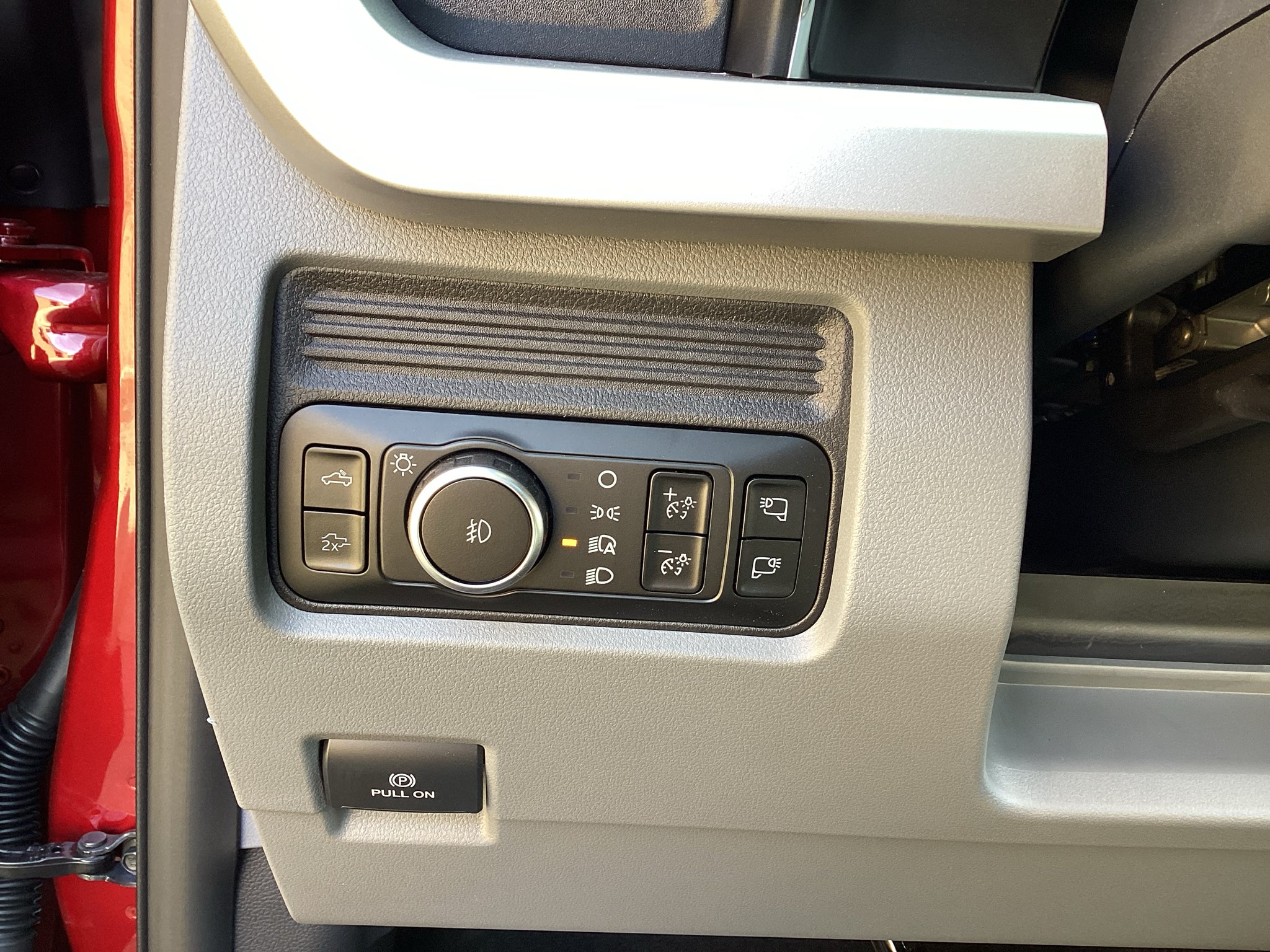 2027 Ford Super Duty F-250 SRW F-250® XLT