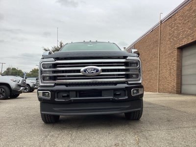 2027 Ford Super Duty F-350 SRW F-350® Platinum®