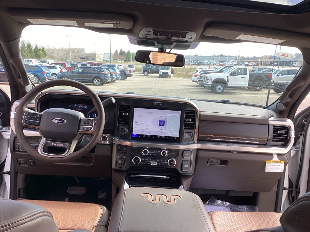 2026 Ford Super Duty F-350 SRW F-350® King Ranch®