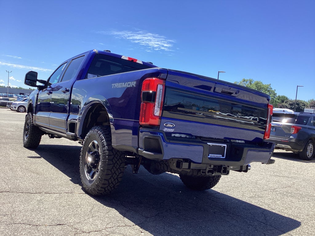 2026 Ford Super Duty F-350 SRW F-350® Platinum®