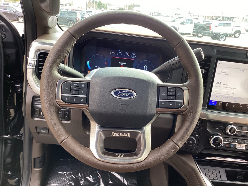 2026 Ford Super Duty F-350 SRW F-350® King Ranch®