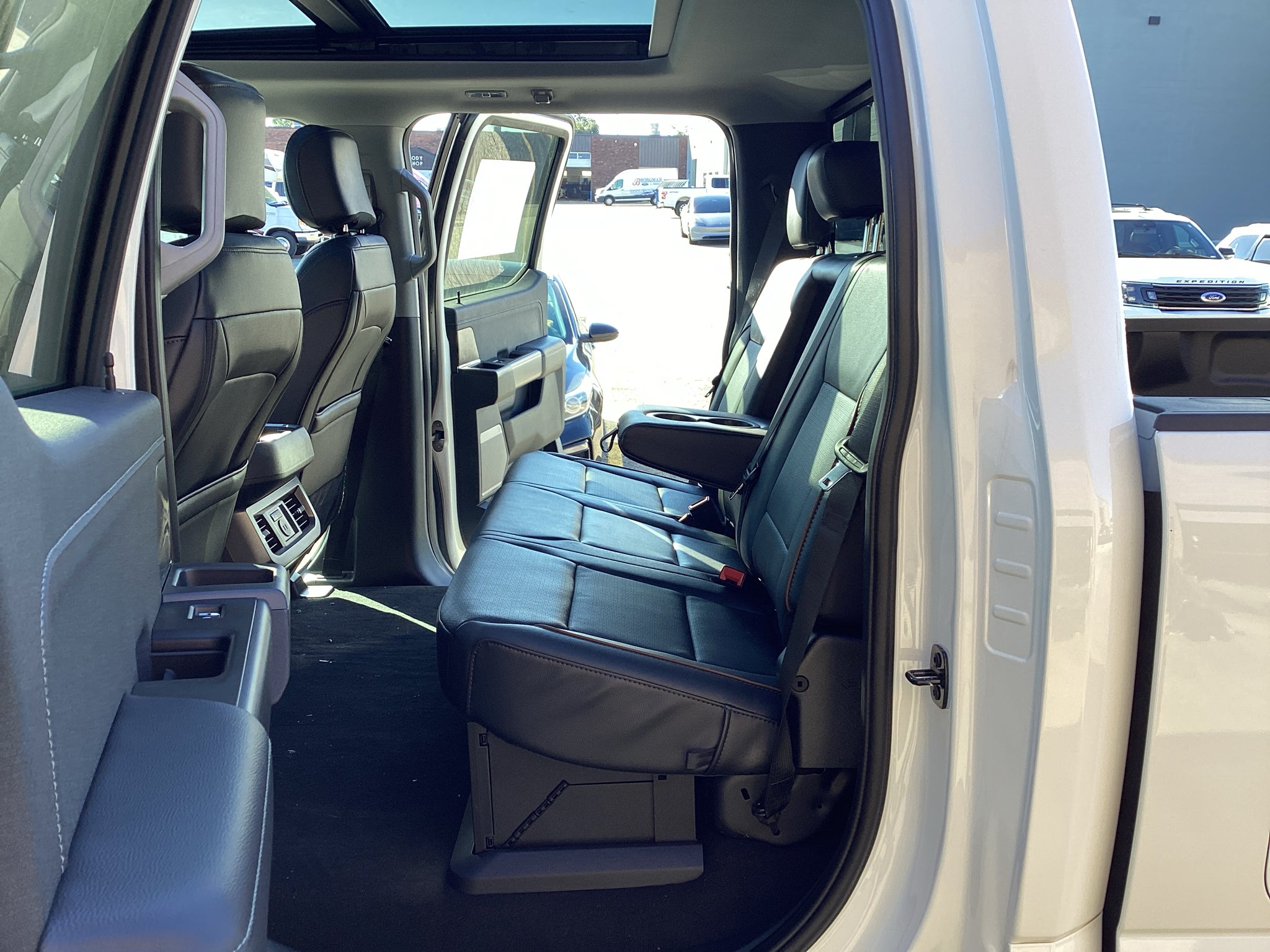 2026 Ford Super Duty F-350 SRW F-350® Lariat®