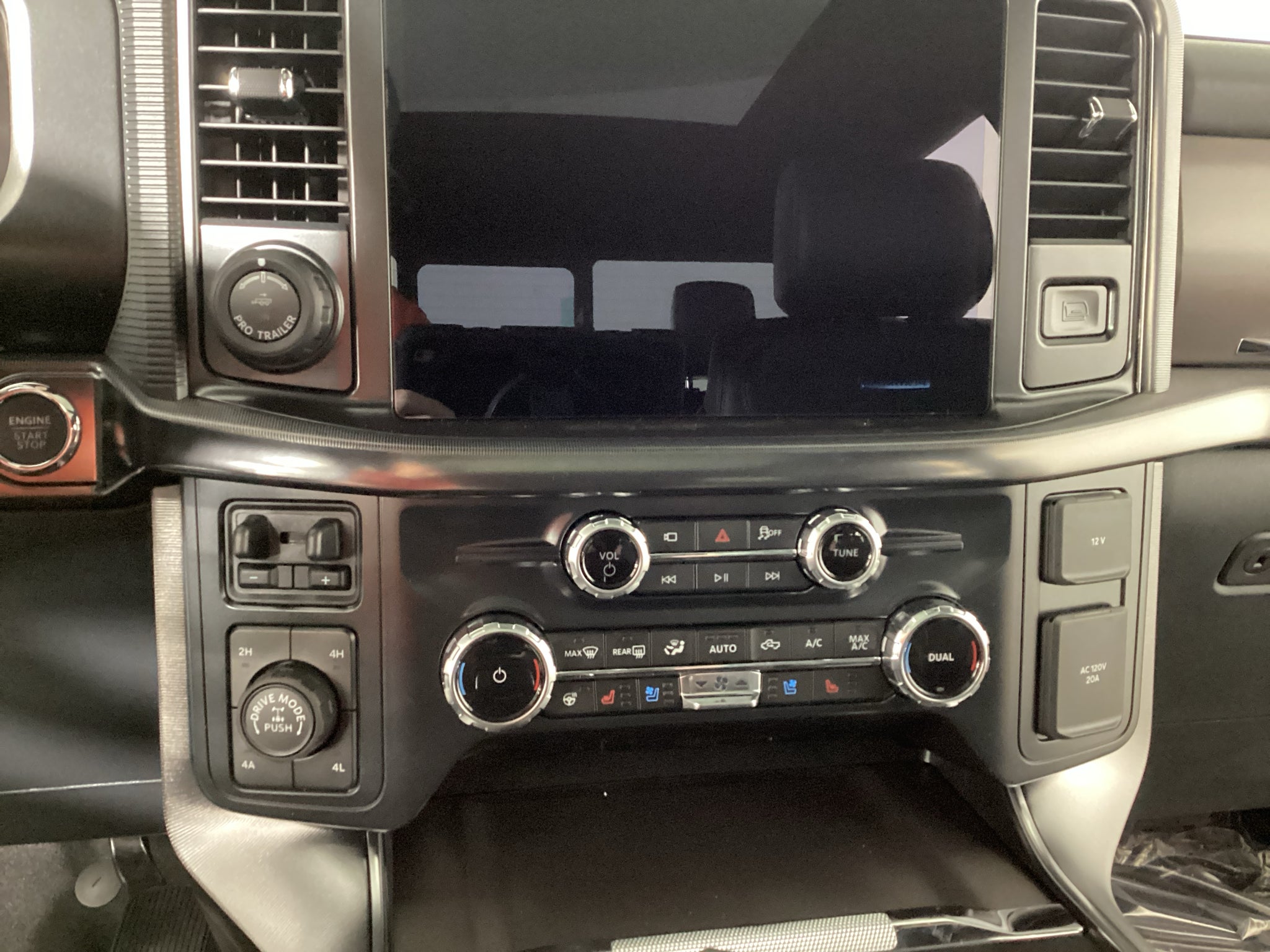 2026 Ford F-150 Platinum®