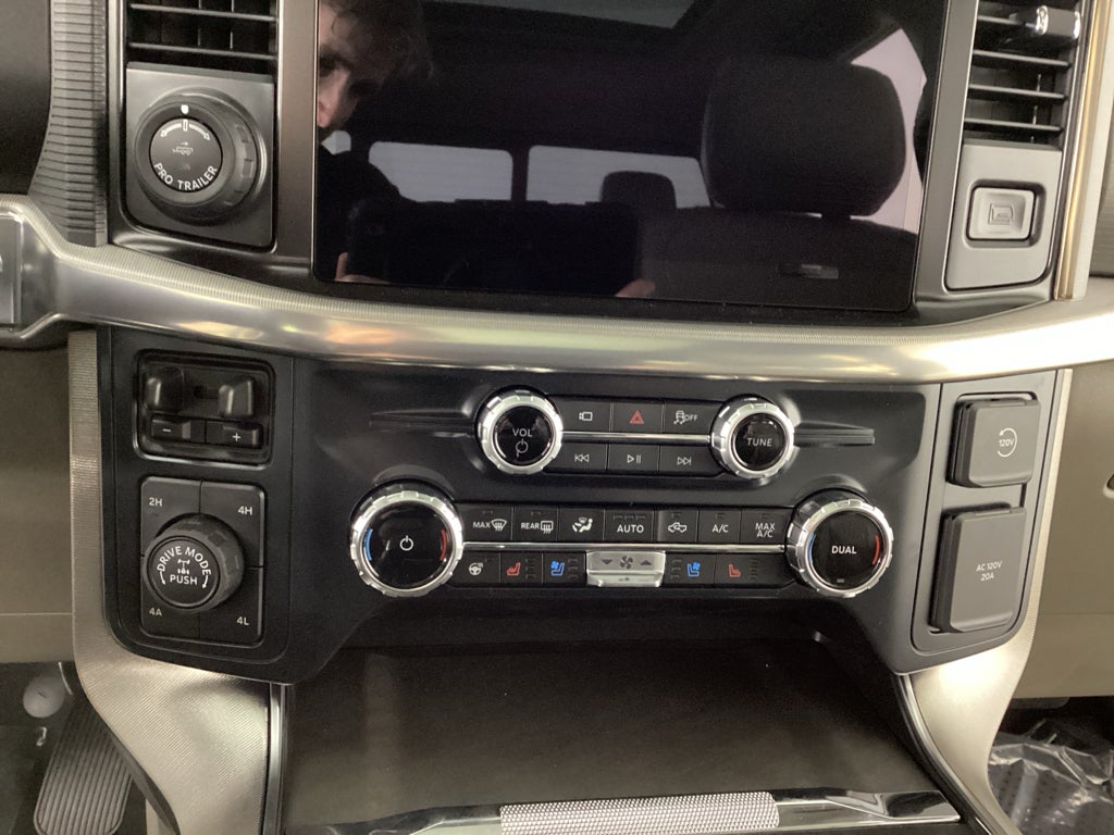 2026 Ford F-150 Platinum®