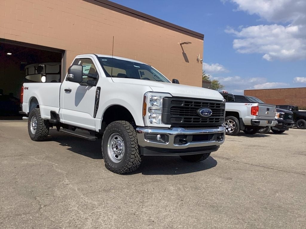 2026 Ford Super Duty F-350 SRW F-350® XL