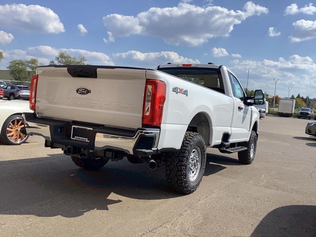 2026 Ford Super Duty F-350 SRW F-350® XL