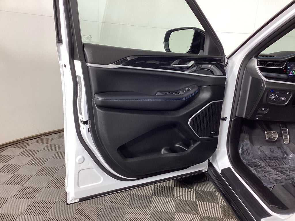 2024 Jeep Grand Cherokee 4xe Trailhawk