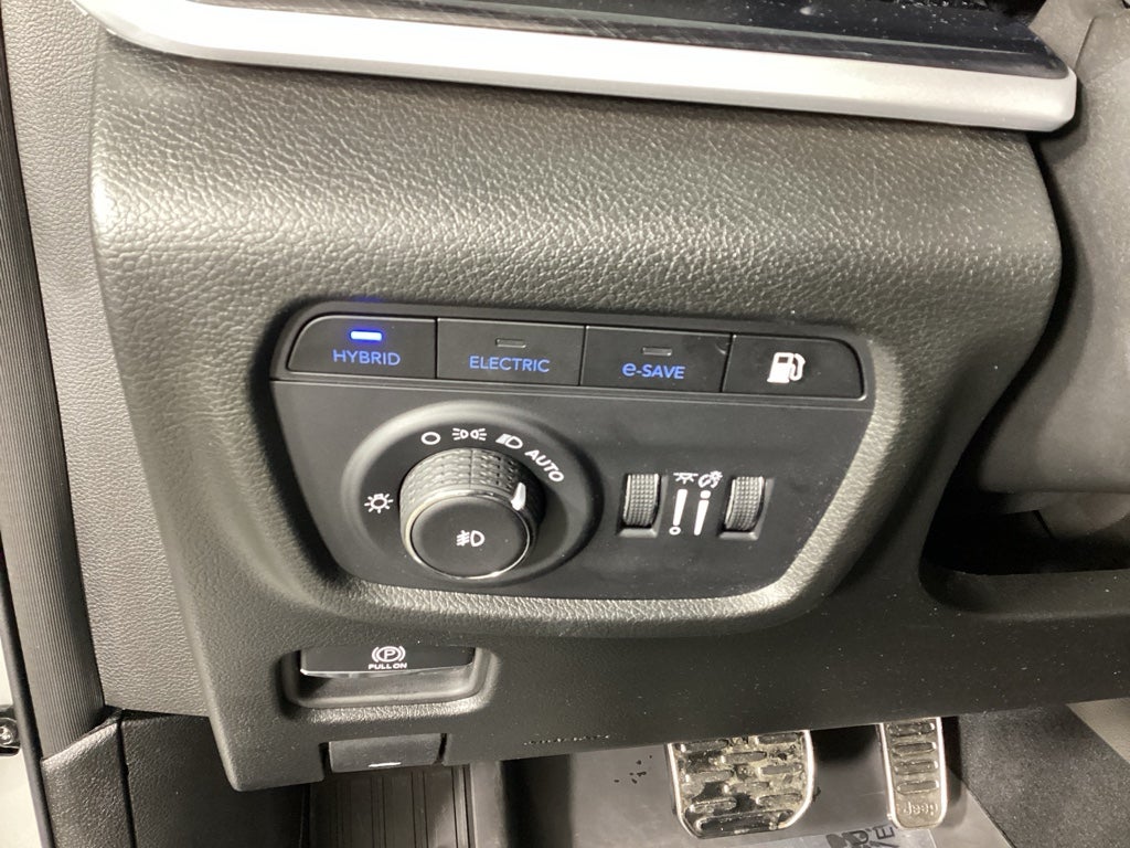 2024 Jeep Grand Cherokee 4xe Trailhawk