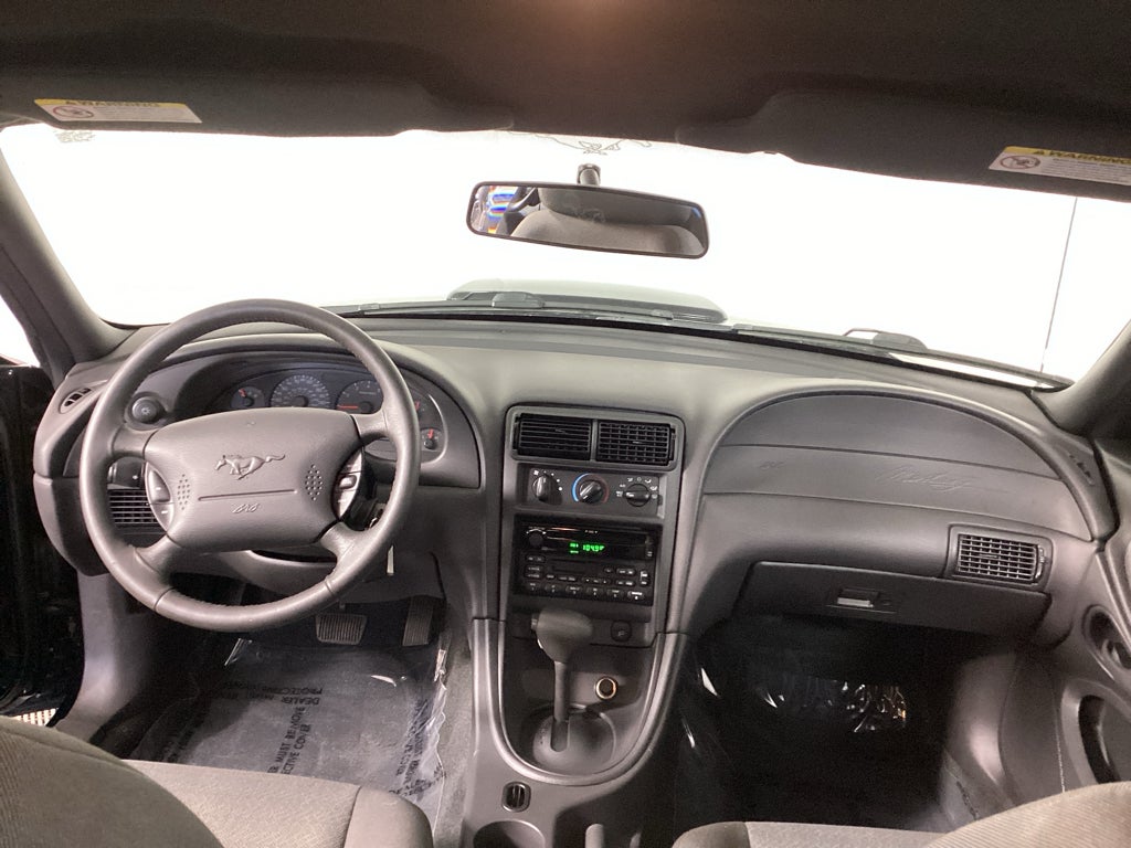 2001 Ford Mustang GT Deluxe