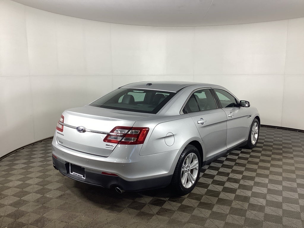 2015 Ford Taurus SEL