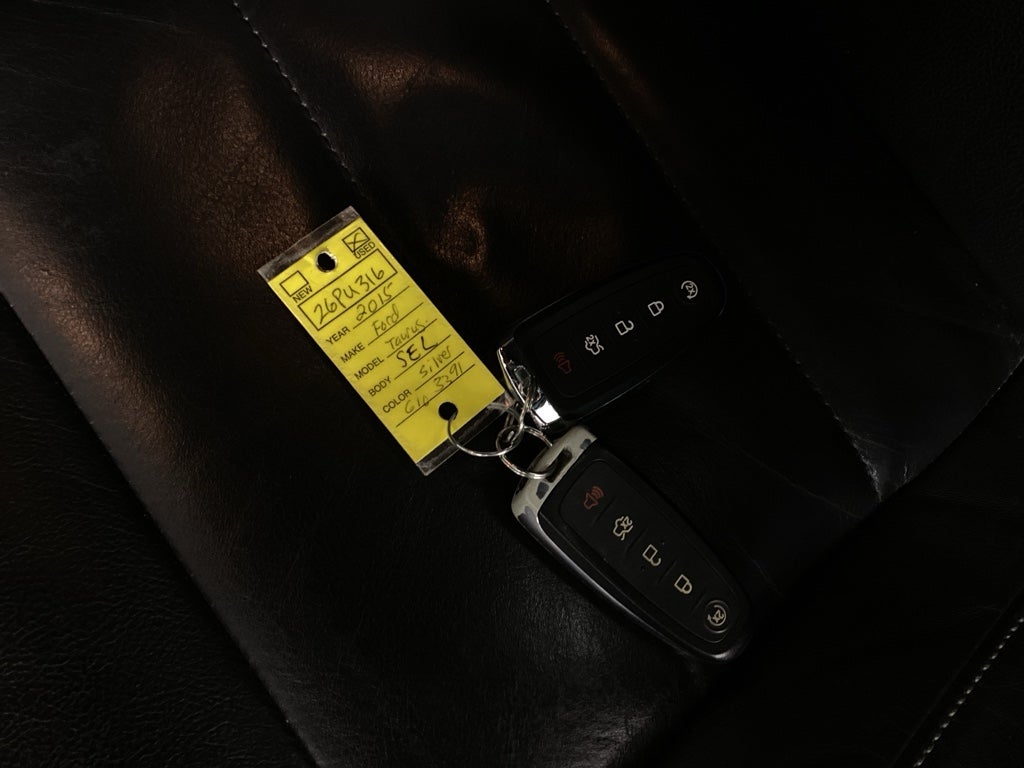 2015 Ford Taurus SEL