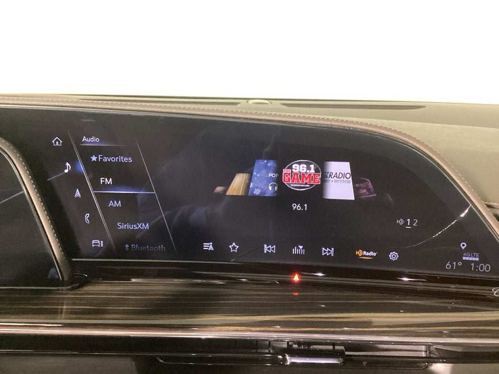 2023 Cadillac Escalade 4WD Premium Luxury