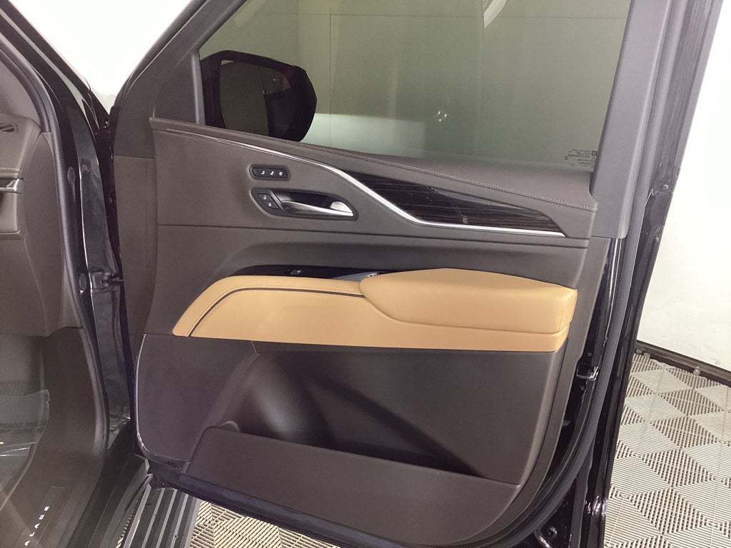 2023 Cadillac Escalade 4WD Premium Luxury