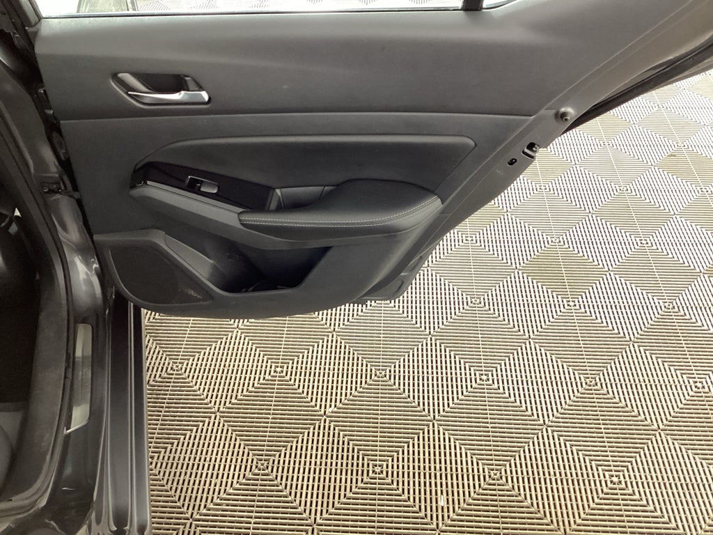 2022 Nissan Altima 2.5 SL