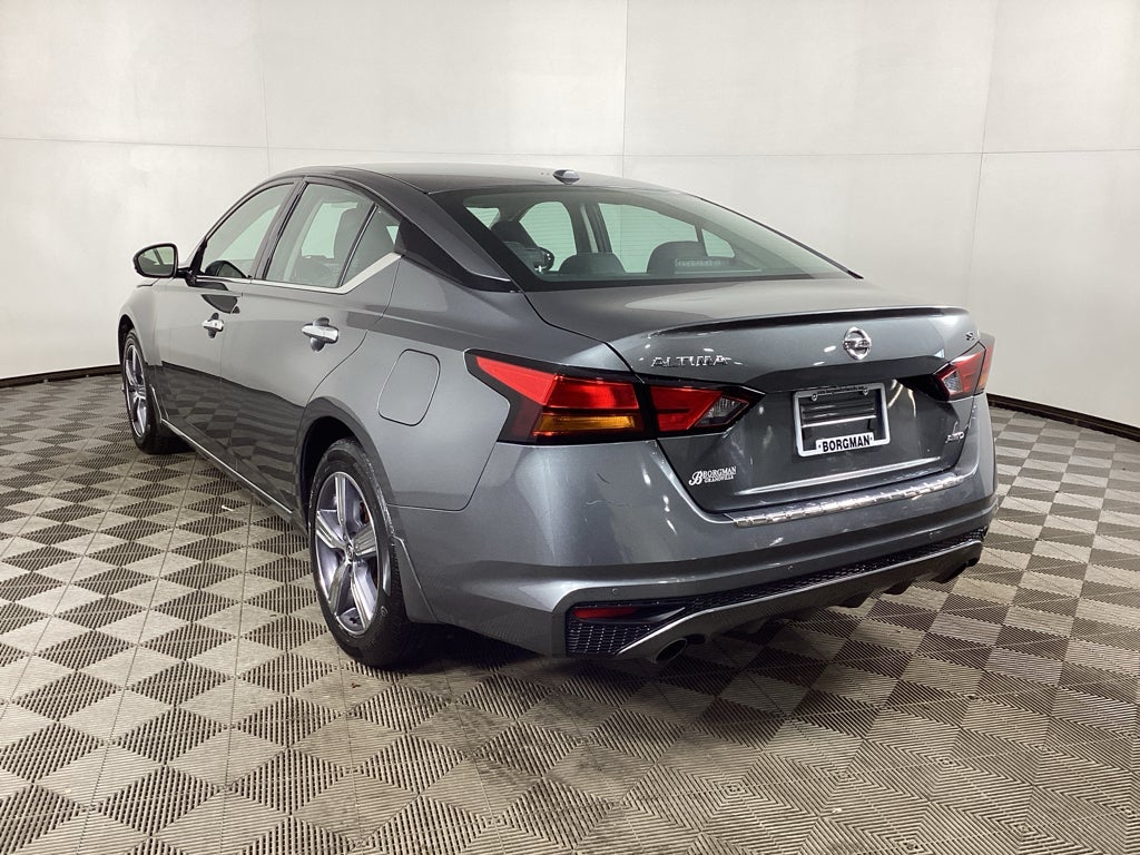 2022 Nissan Altima 2.5 SL