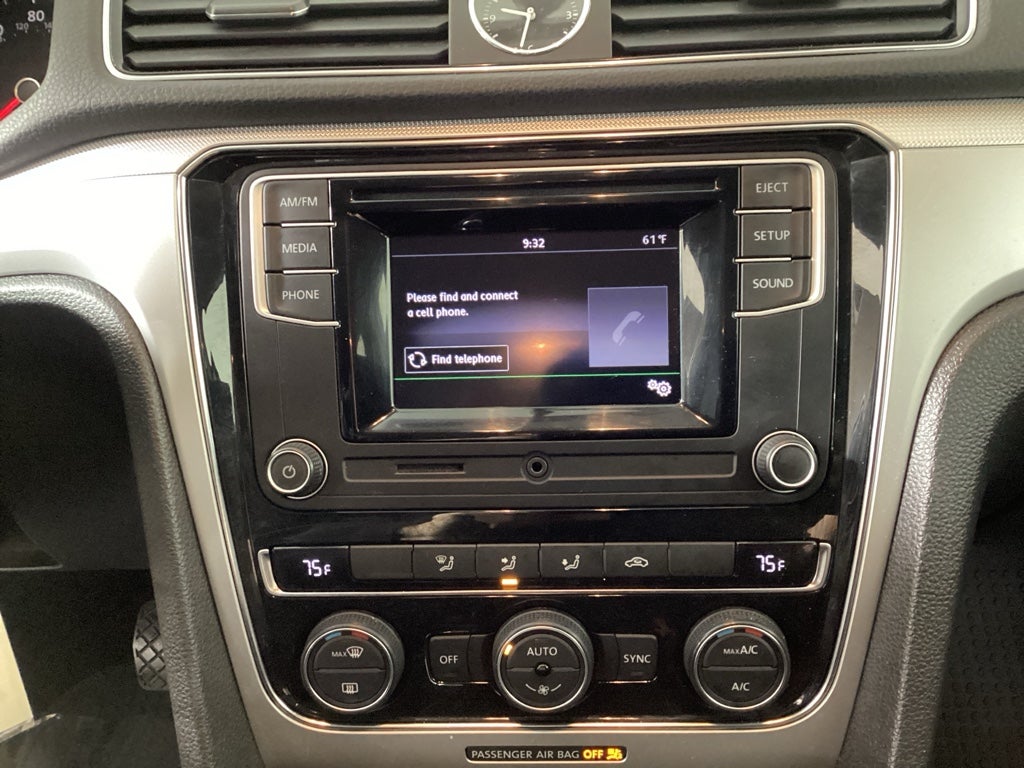 2016 Volkswagen Passat 1.8T S