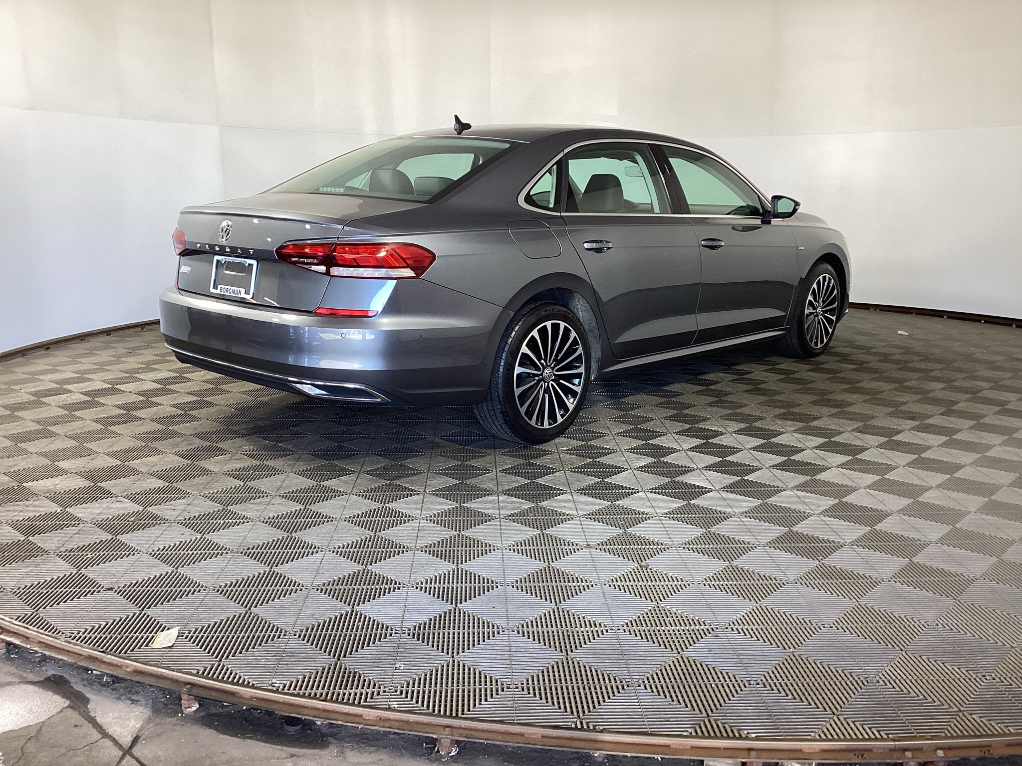 2022 Volkswagen Passat 2.0T Limited Edition