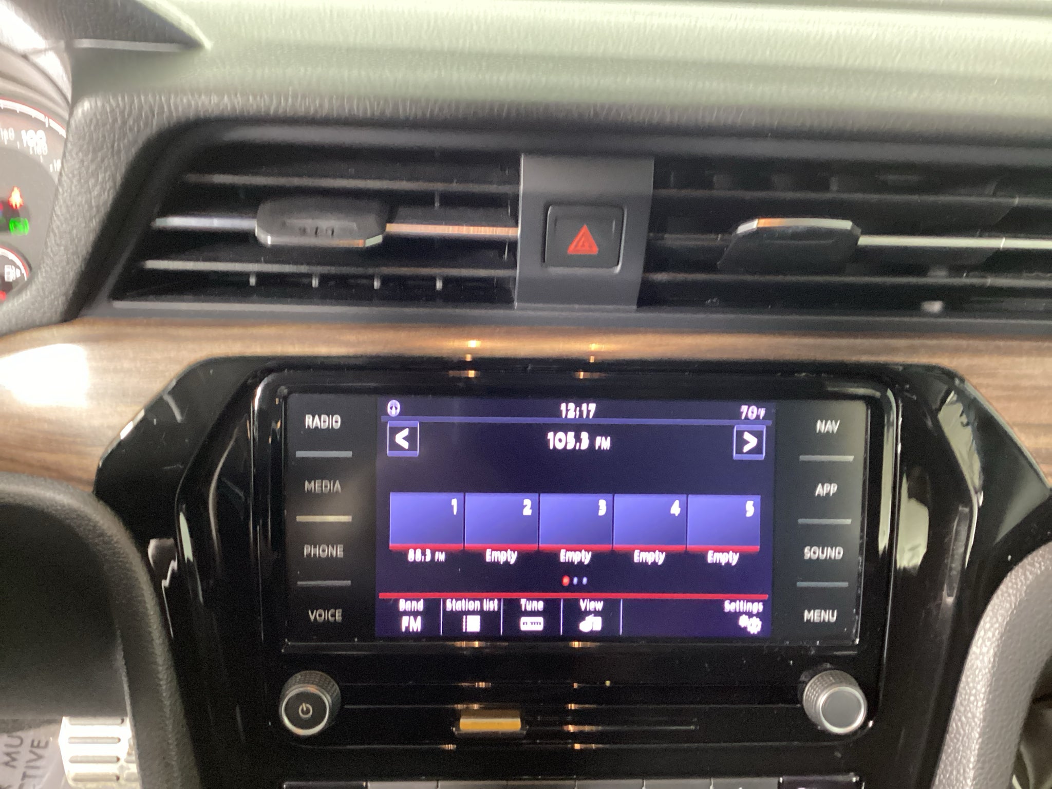 2022 Volkswagen Passat 2.0T Limited Edition