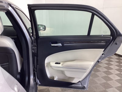 2018 Chrysler 300C Limited