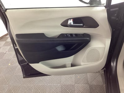 2019 Chrysler Pacifica Touring L Plus