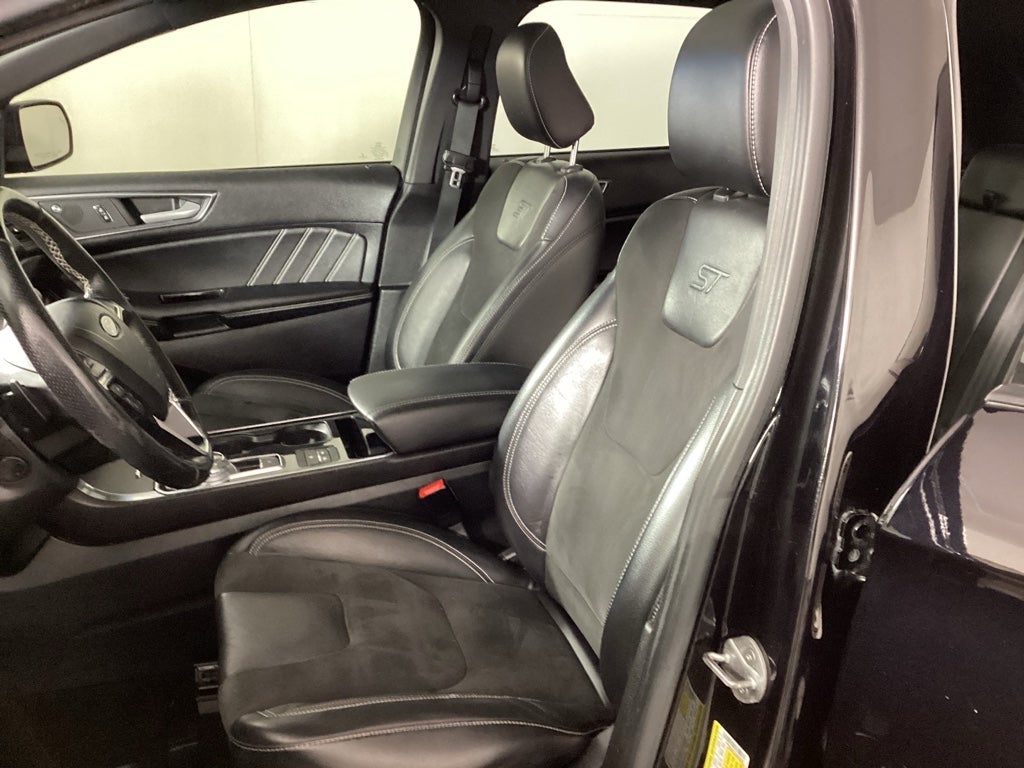 2020 Ford Edge ST