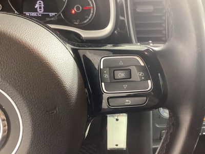 2016 Volkswagen Beetle 1.8T SE