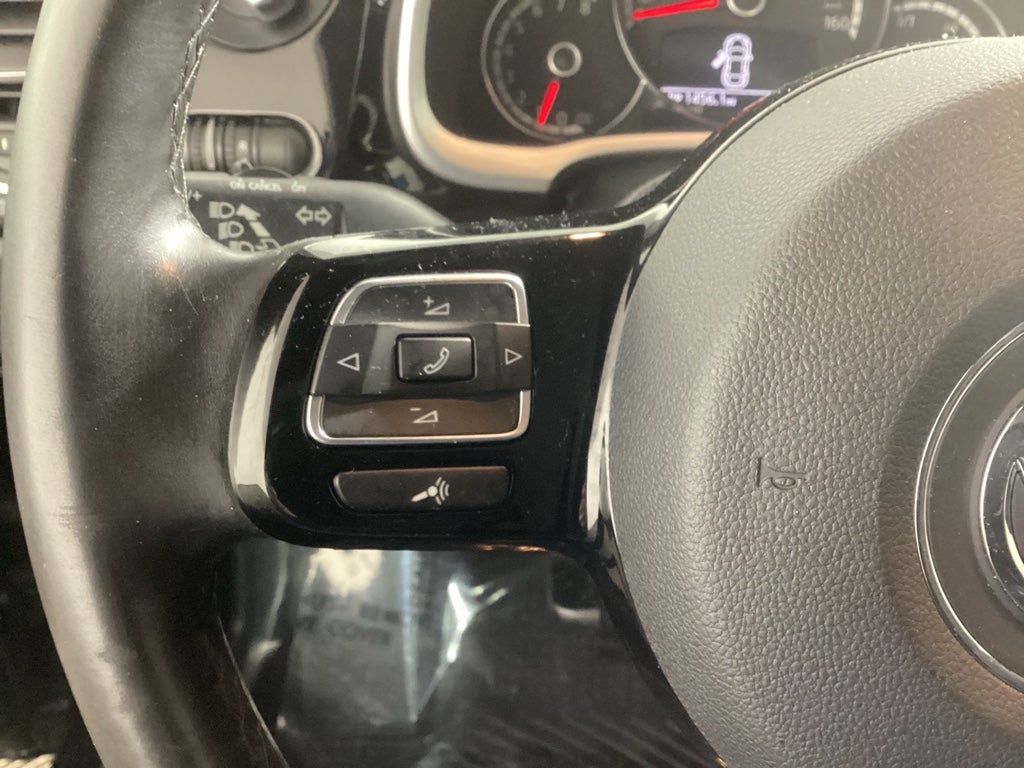 2016 Volkswagen Beetle 1.8T SE