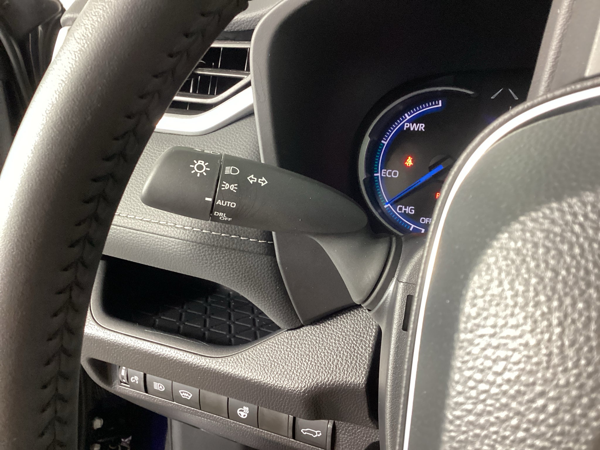 2025 Toyota RAV4 Hybrid Hybrid XLE