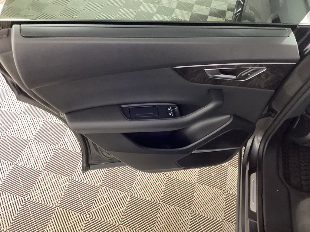 2019 Audi Q8 Prestige