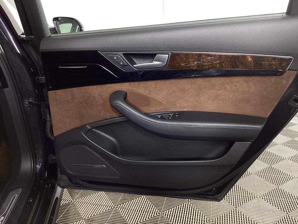 2017 Audi A8 L 3.0T (Tiptronic)