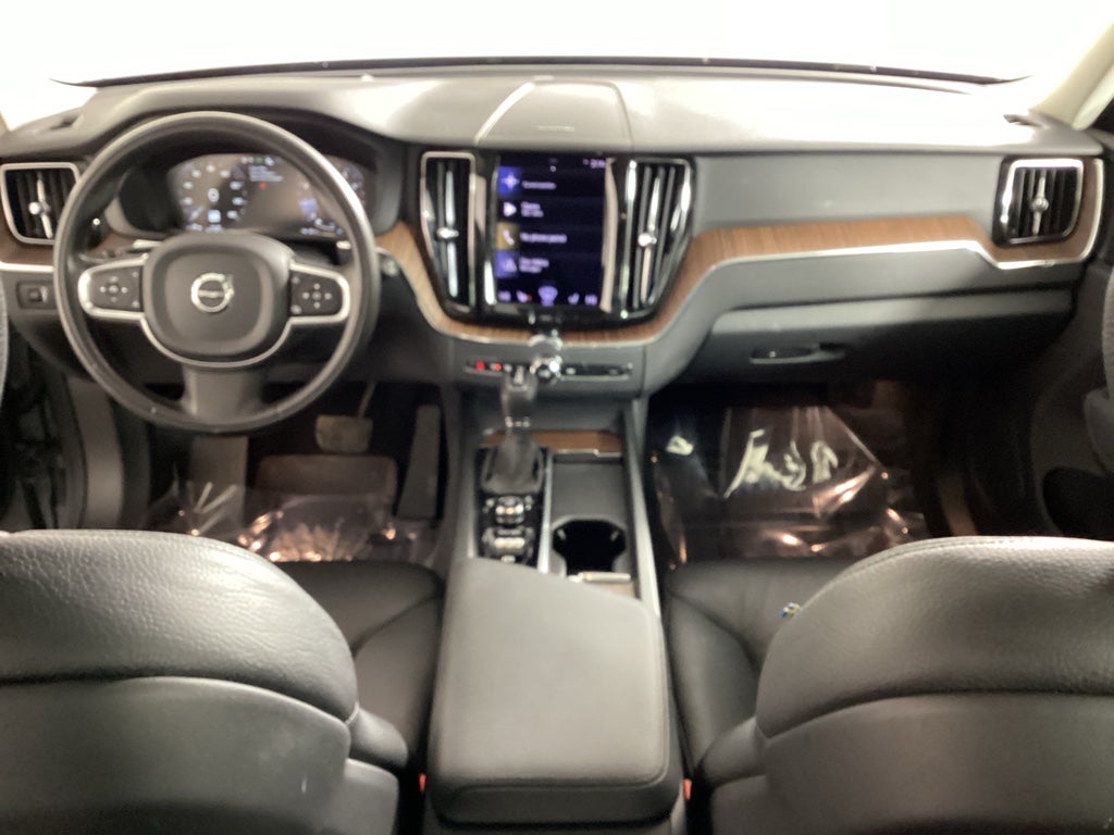 2021 Volvo XC60 Momentum