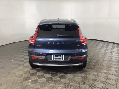 2021 Volvo XC40 T5 T5 Momentum
