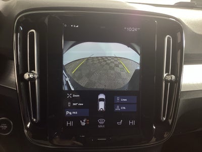 2021 Volvo XC40 T5 T5 Momentum