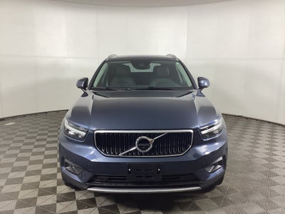 2021 Volvo XC40 T5 T5 Momentum