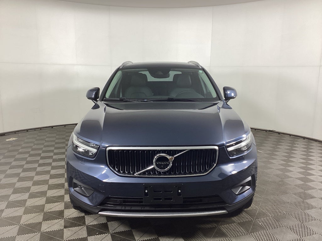 2021 Volvo XC40 T5 T5 Momentum