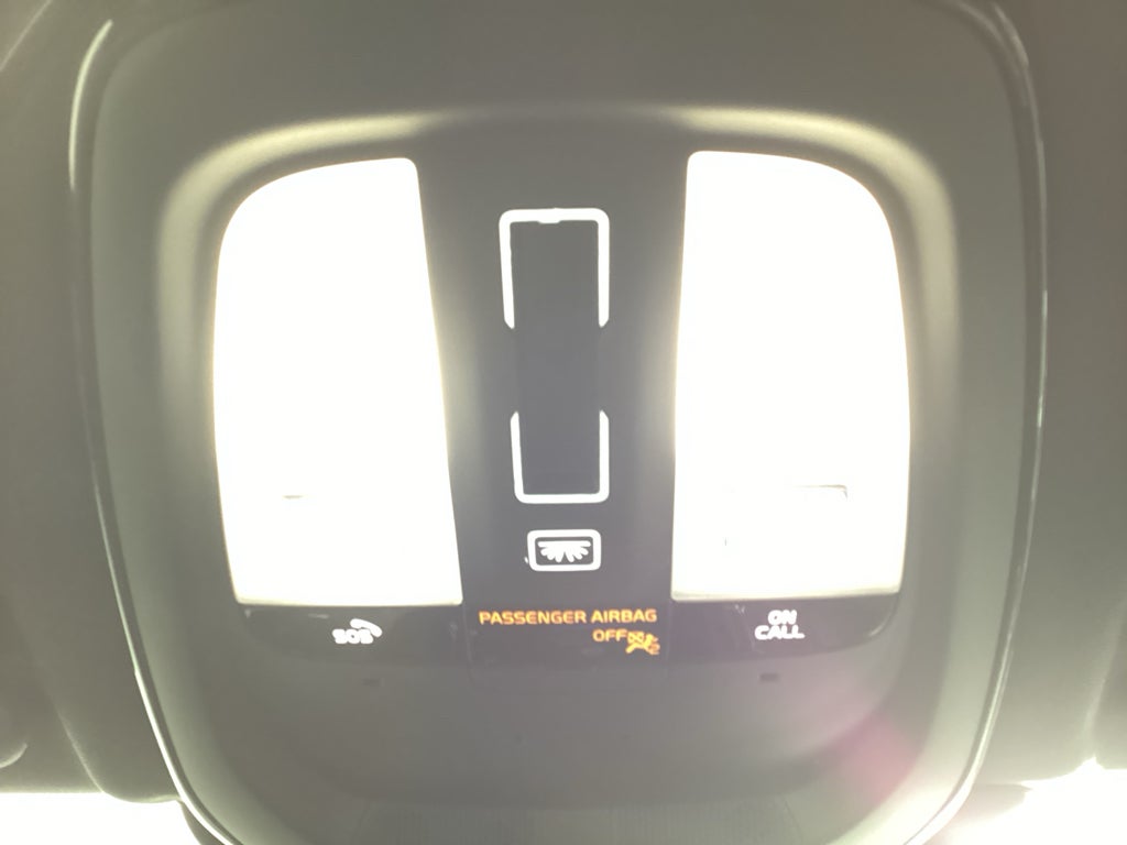 2022 Volvo XC60 B5 B5 Momentum