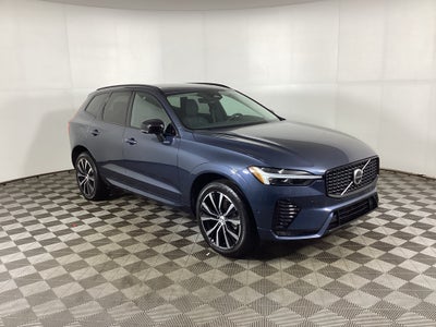 2024 Volvo XC60 B5 B5 Plus Dark Theme