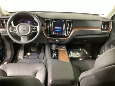 2024 Volvo XC60 B5 B5 Plus Dark Theme