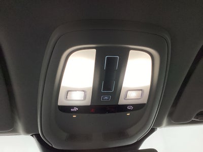 2024 Volvo XC60 B5 B5 Plus Dark Theme