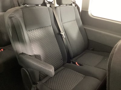 2023 Ford Transit Wagon XLT