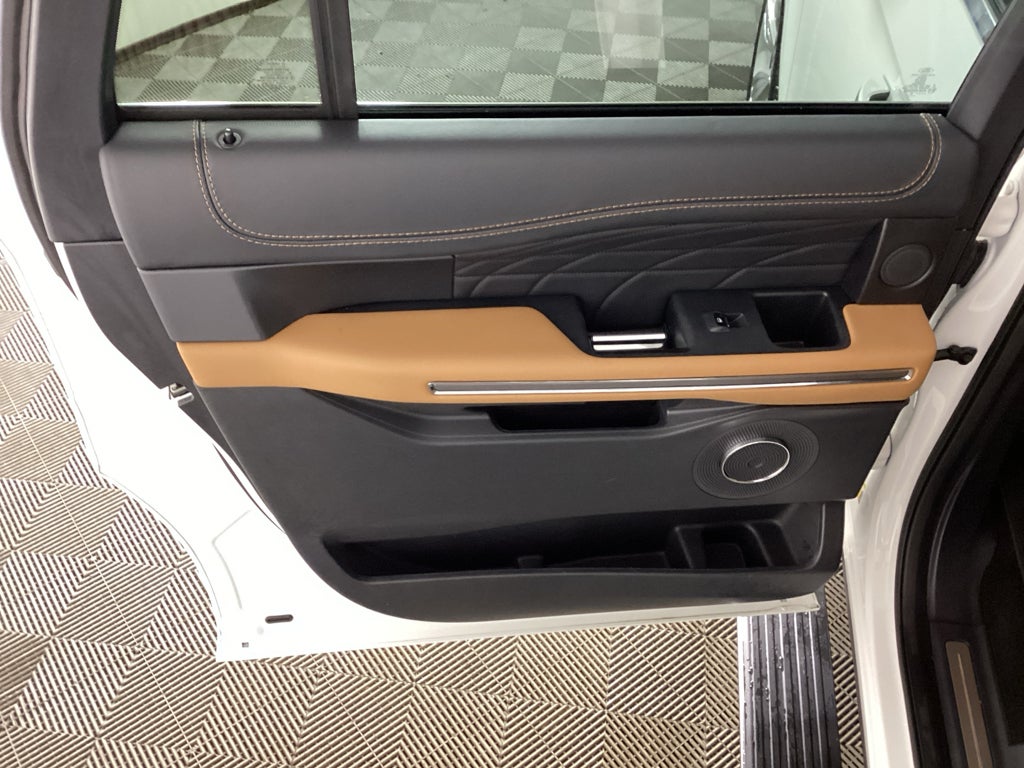 2023 Ford Expedition MAX Platinum