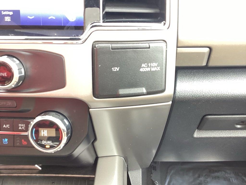 2022 Ford F-350 LARIAT