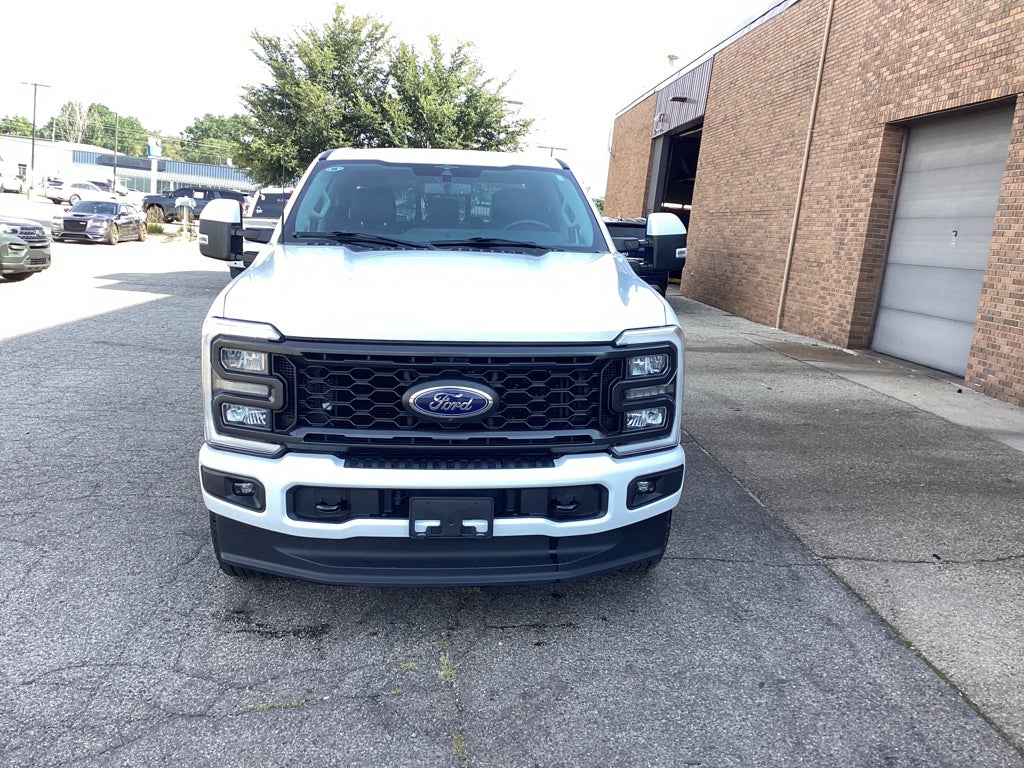 2023 Ford F-350 LARIAT