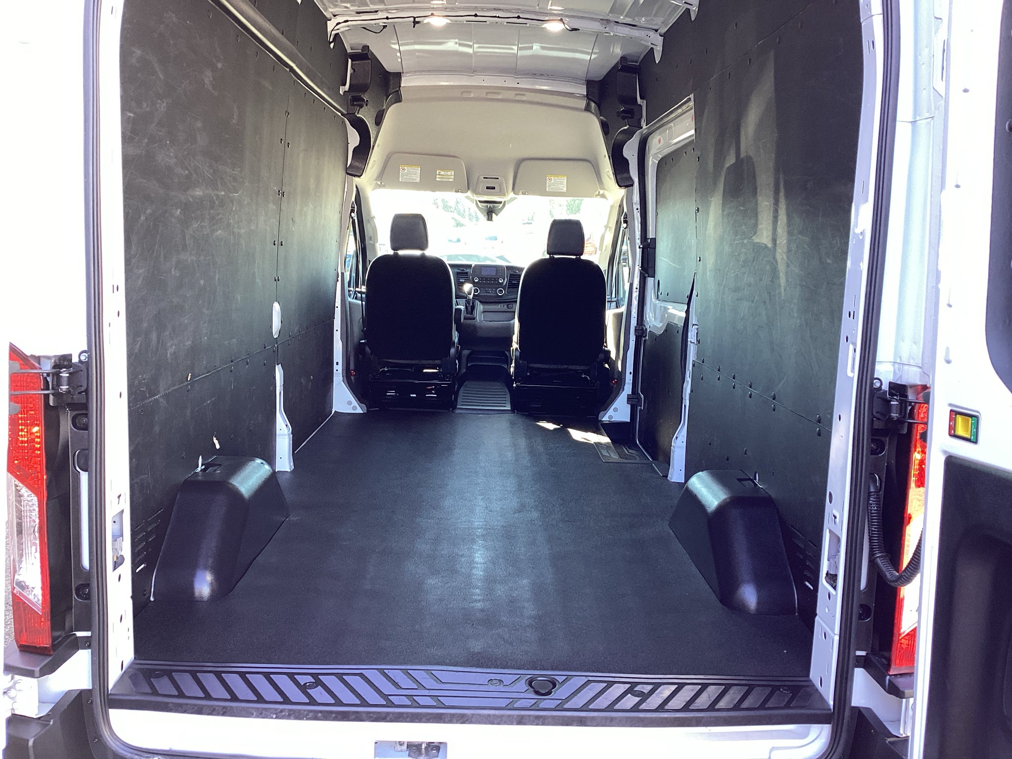 2025 Ford Transit Van Base